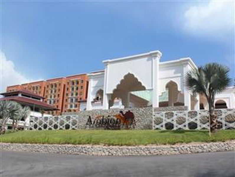 Arabian Bay Resort@ Bukit Gambang Resort City Exterior foto
